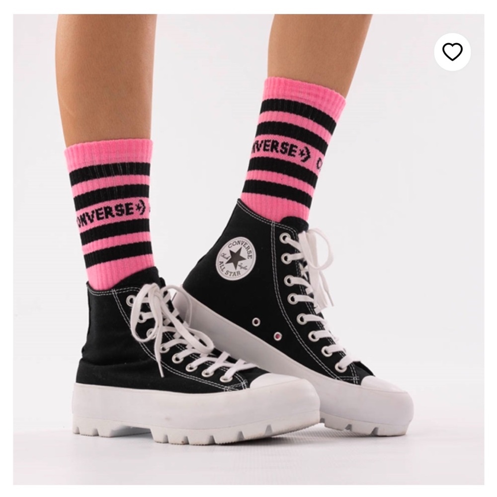 Womens Converse Chuck Taylor All Star Hi Lugged Sneaker - Black womens 8 - Picture 2 of 8